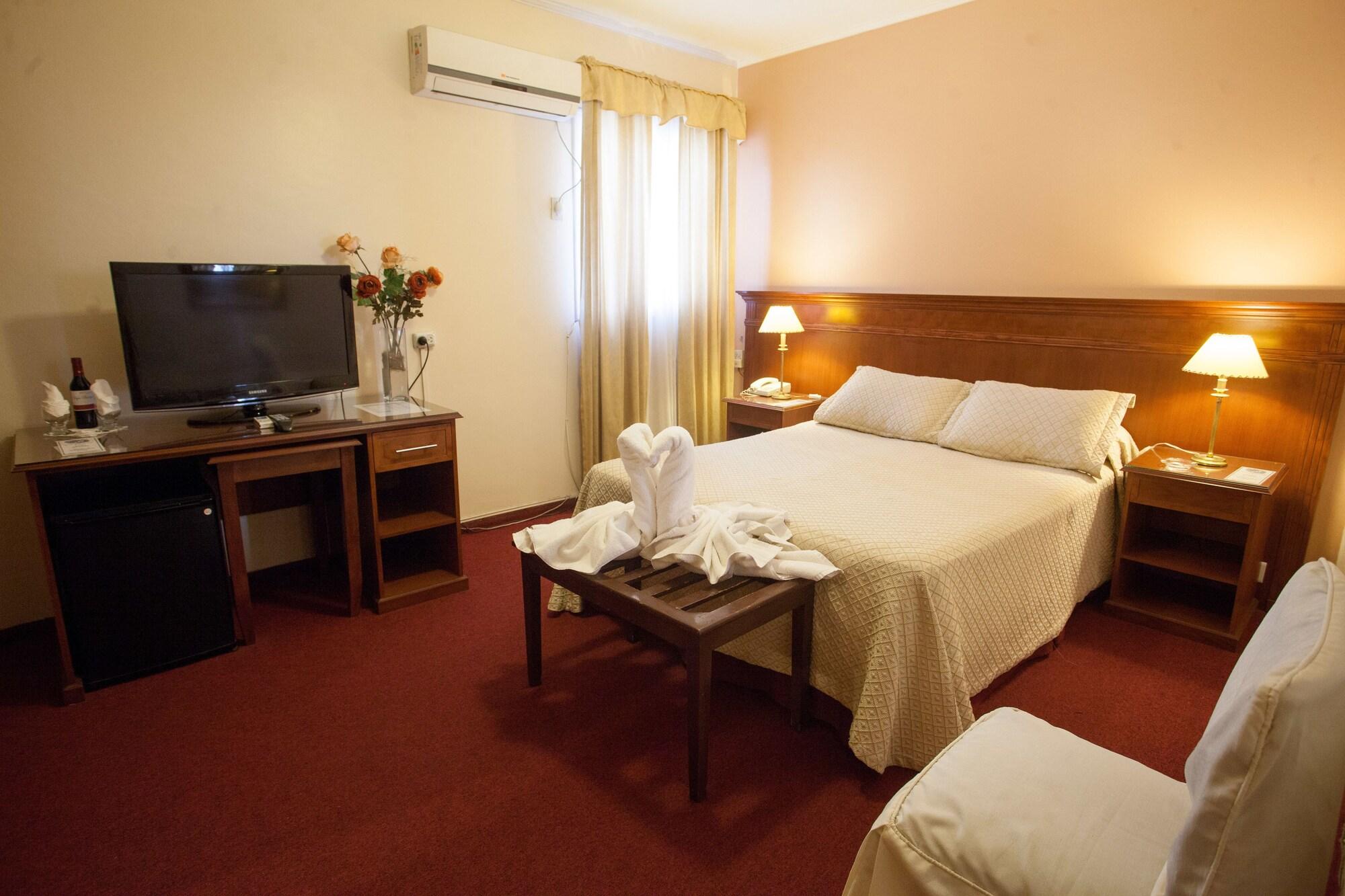 Ritz Hotel Mendoza Eksteriør bilde